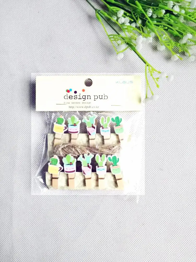 Assorted colorful heart mini wooden clips bedroom photo decor