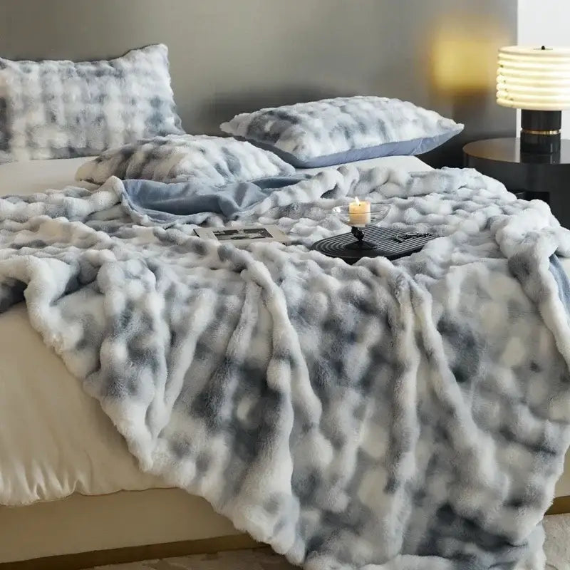 Beige & brown faux fur decorbites cozy fleece blanket bedroom throw