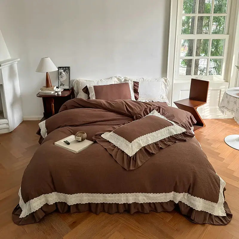 Beige & white lace ruffles bedding set – bedroom duvet cover