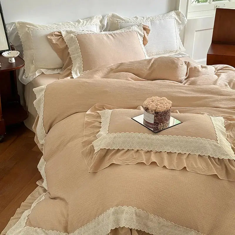 Beige & white lace ruffles bedding set – bedroom duvet cover