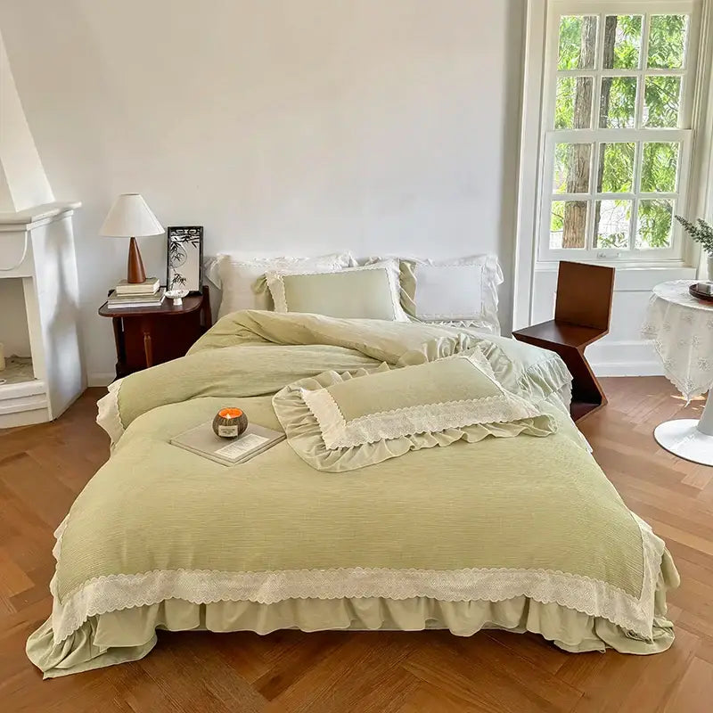 Beige & white lace ruffles bedding set – bedroom duvet cover