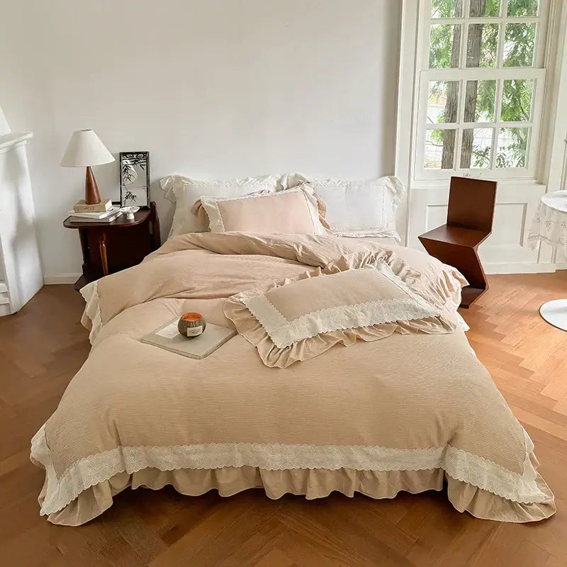 Beige & white lace ruffles bedding set – bedroom duvet cover