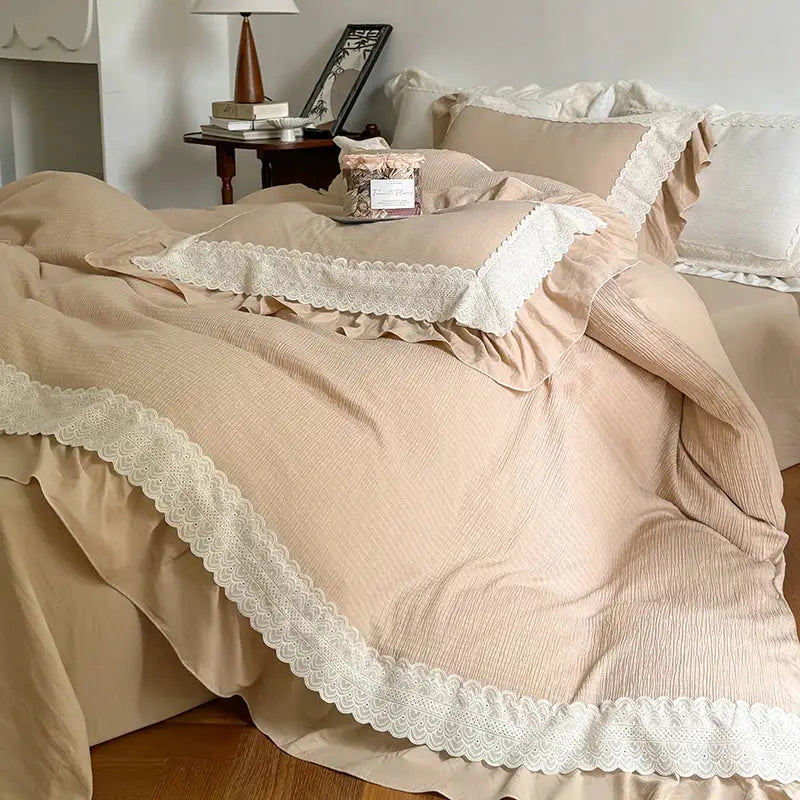 Beige & white lace ruffles bedding set – bedroom duvet cover