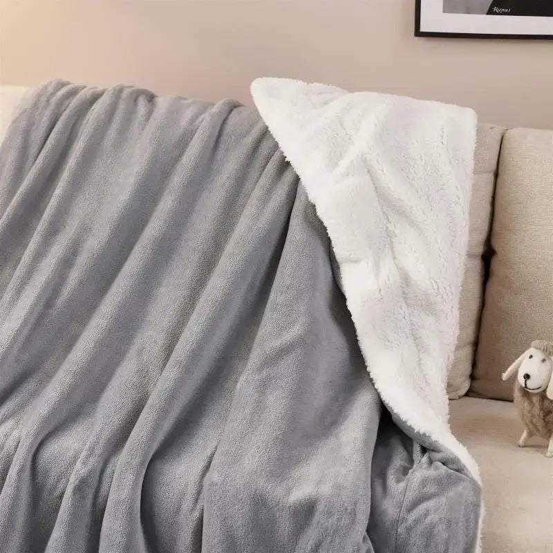 Beige & white sherpa twin blanket bedroom cozy sherpa throw