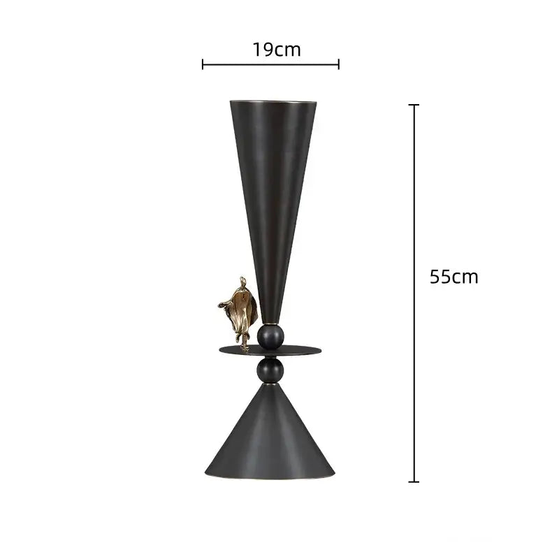 Black and gold bronze flower vase dining room cocktail glasses