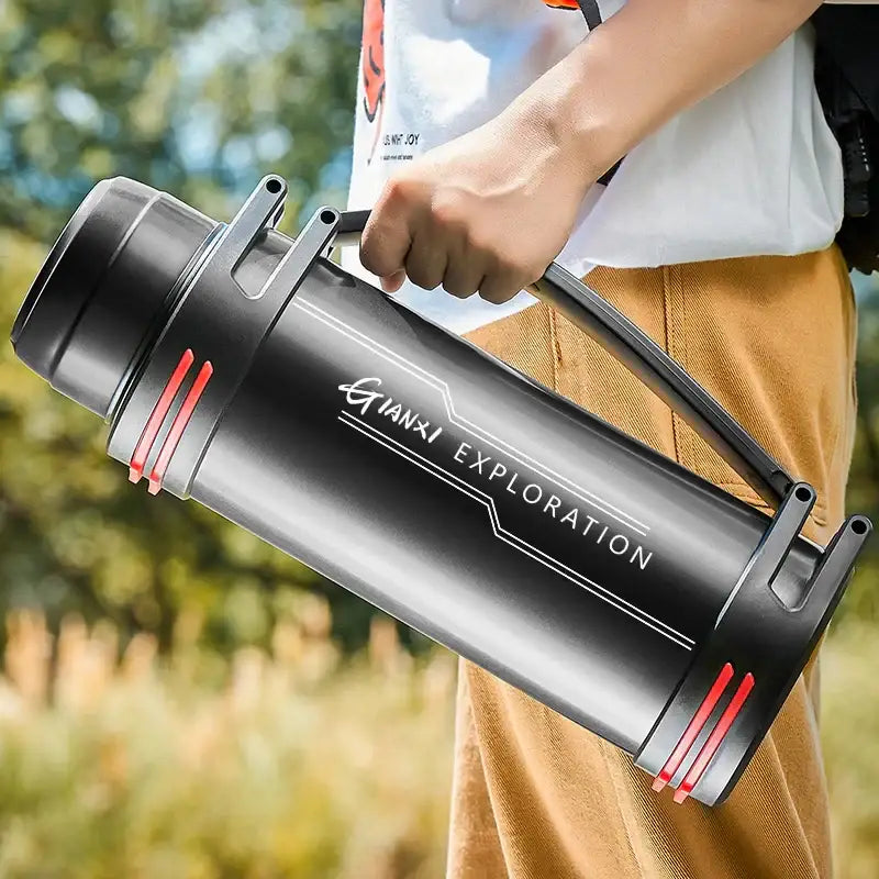 Black and red insulated stainless steel outdoor travel flask kitchen