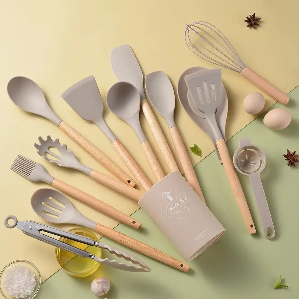 Black and wood silicone kitchen utensil set – kitchen storage box