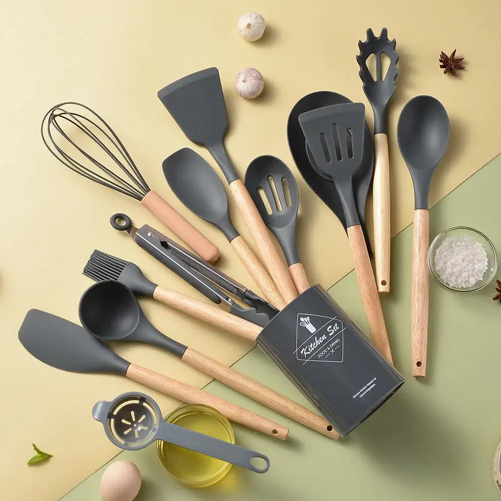 Black and wood silicone kitchen utensil set – kitchen storage box