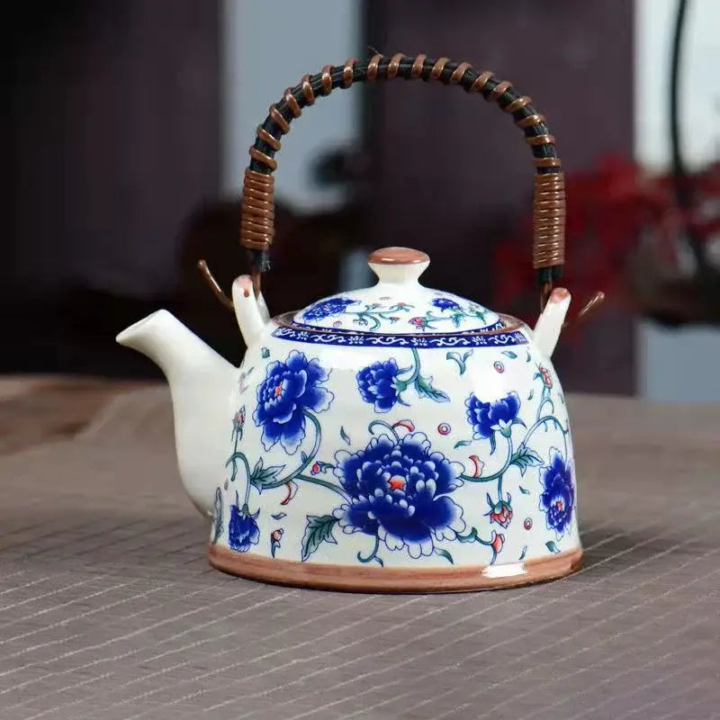 Blue and white porcelain teapot and cup set for dining room
