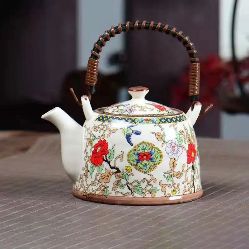 Blue and white porcelain teapot and cup set for dining room