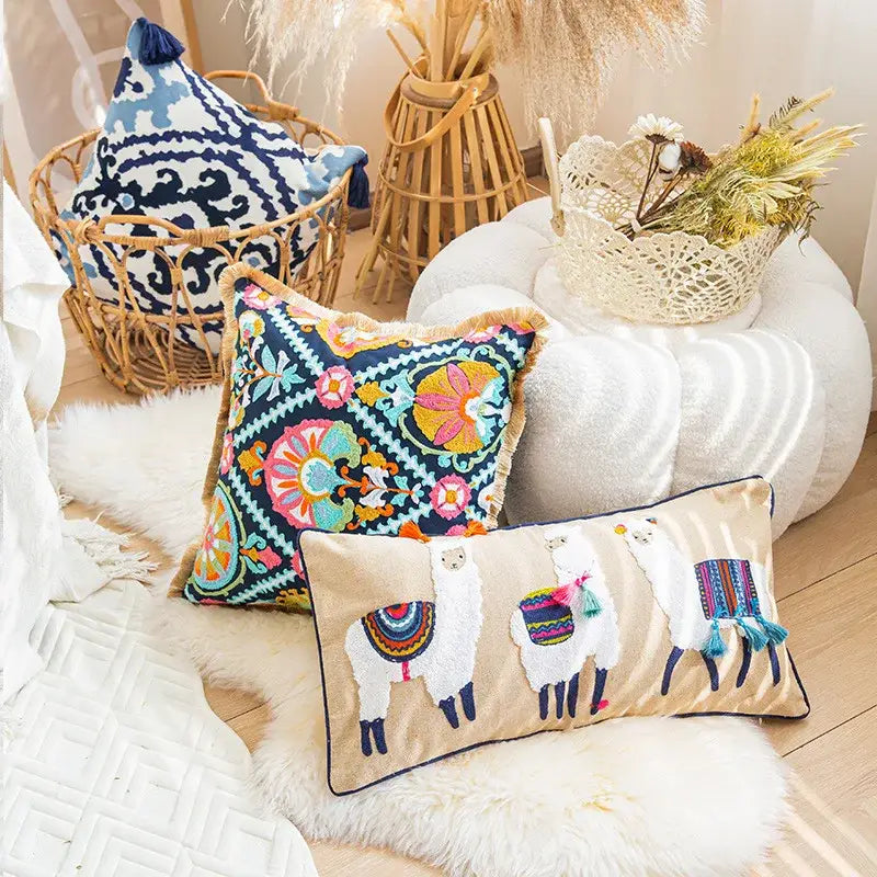 Boho vintage embroidered alpaca lumbar pillow case bedroom decor