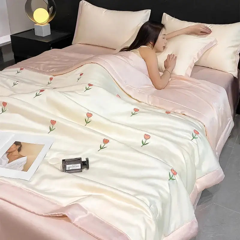 Bowknot embroidered summer bedding set cream & pink bedroom quilt