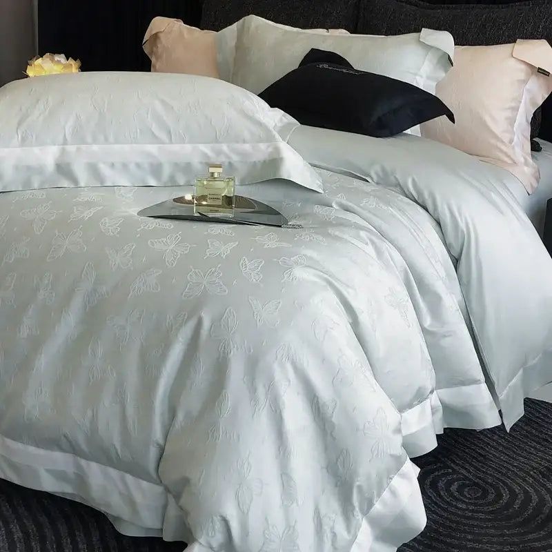 Butterfly jacquard bedding set – light blue & white bedroom duvet cover