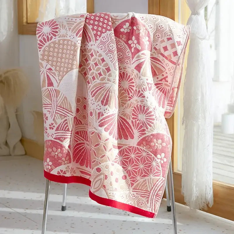Cartoon cat and dog cotton gauze bath towel for bathroom