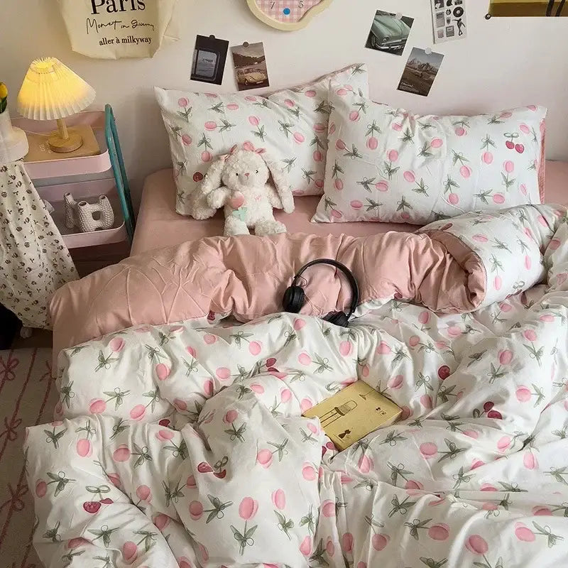 Cartoon dog printed cream comforter bedding set for bedroom