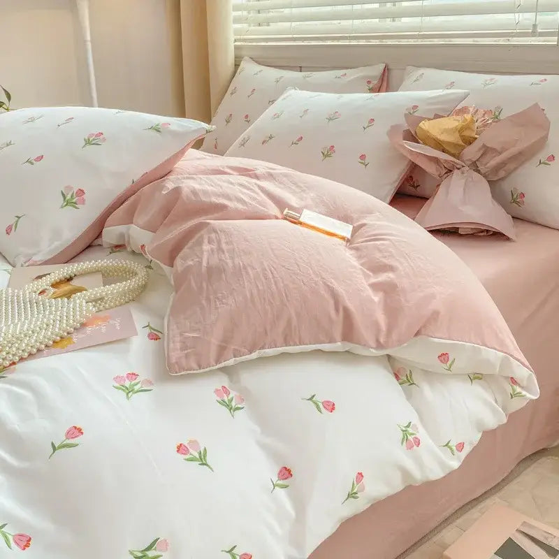Cartoon heart floral cream and gray duvet set bedroom bedding