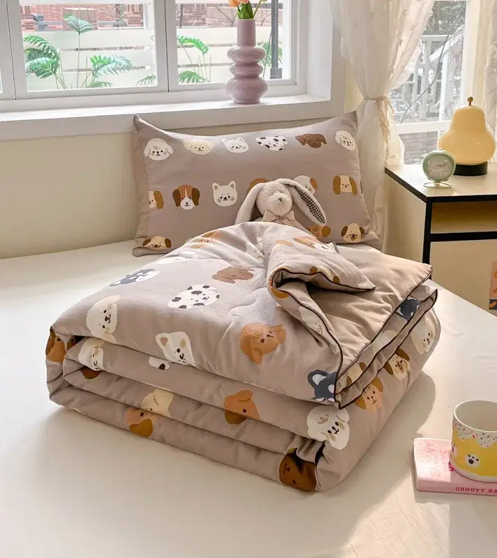 Cartoon printed white & yellow cooling blanket bedroom summer quilt