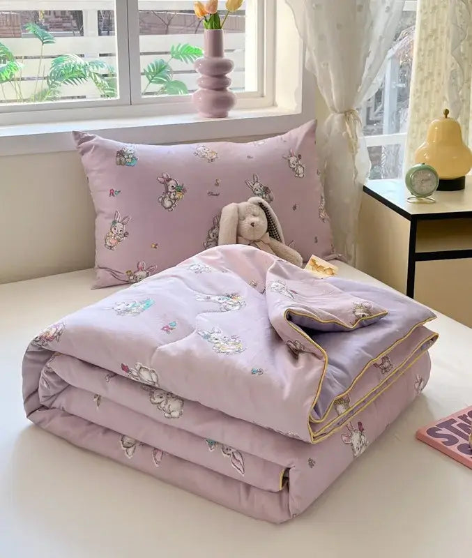 Cartoon printed white & yellow cooling blanket bedroom summer quilt