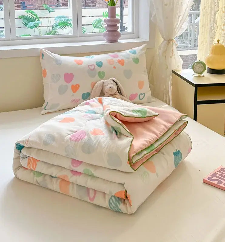 Cartoon printed white & yellow cooling blanket bedroom summer quilt