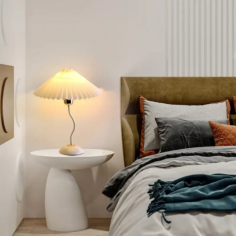 Decorbites adjustable pleated table lamp cream & gold bedroom light