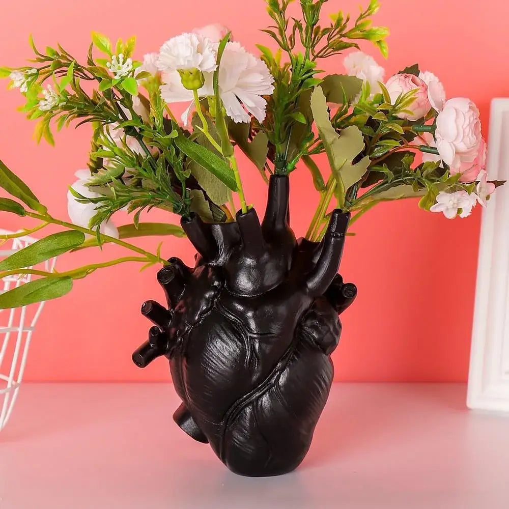 Anatomical heart shape resin vase living room decor