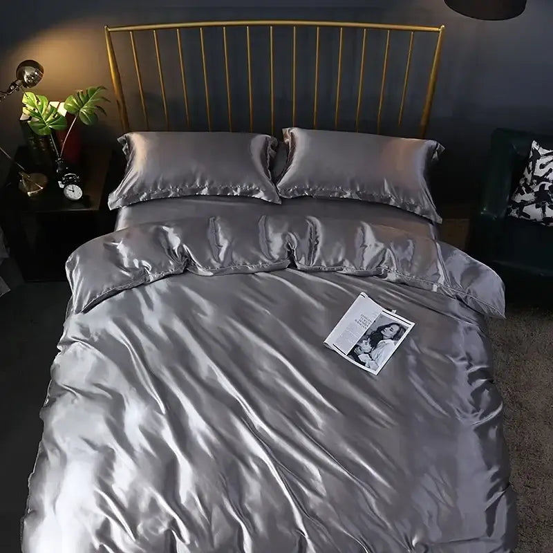 Luxurious cream satin duvet cover bedding set bedroom