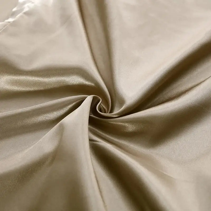 Luxurious pink glossy satin duvet cover bedroom bedding set