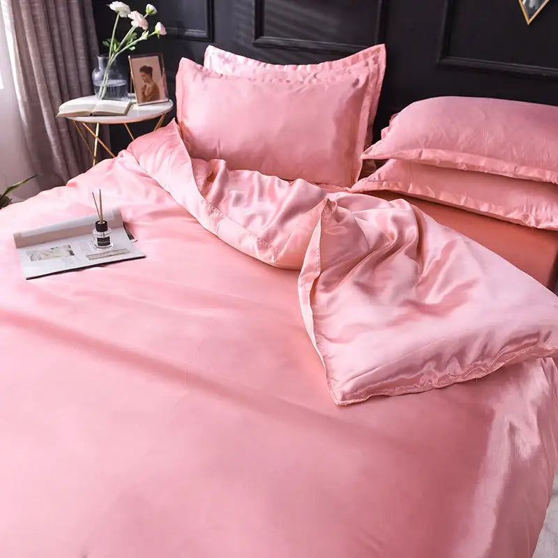 Luxurious fuchsia satin bedding set and duvet cover for bedroom