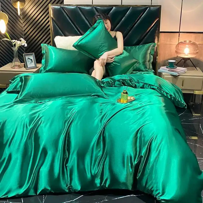 Luxurious silver satin duvet cover bedroom bedding set