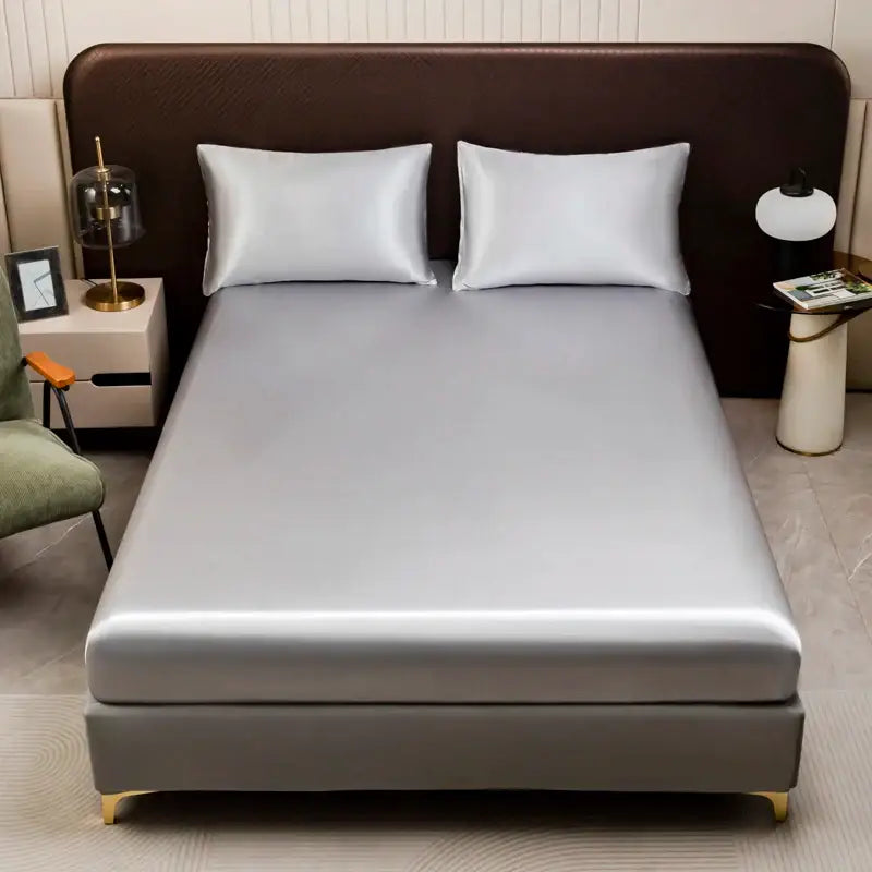 Luxurious cream solid color satin bedding set with flat sheet bedroom
