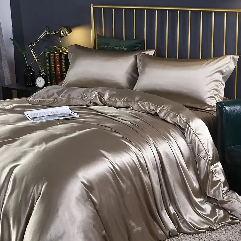 Luxurious emerald green satin duvet cover set bedroom bed sheet