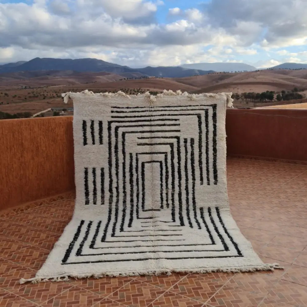 Handmade beni ouarain rug cream & black geometric living room decor