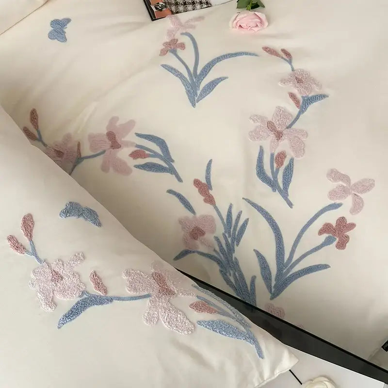 Elegant flower embroidery cream satin bedding set bedroom decor