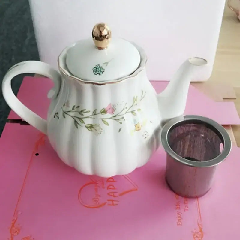 Elegant gold flower porcelain cup and saucer set dining room decor