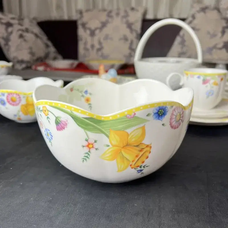 Floral scalloped white porcelain tulip dinnerware set dining room