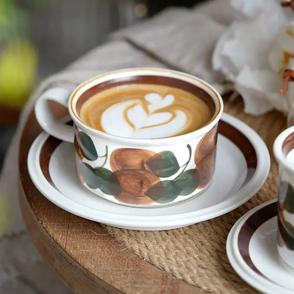 Hand-drawn leaf ceramic espresso cup and saucer dining room set