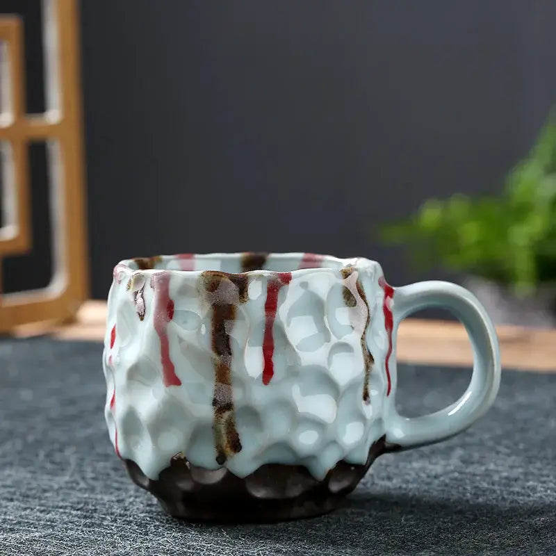 Handcrafted blue & red hammer pattern ceramic mug set dining room