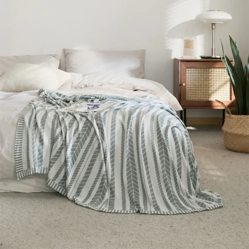 Light green leaf pattern bamboo knitted cooling blanket bedroom throw