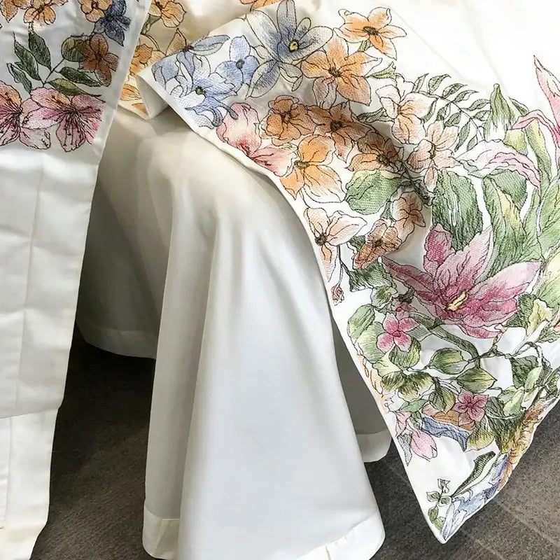 Luxury white floral egyptian cotton flowers embroidery bedding set bedroom