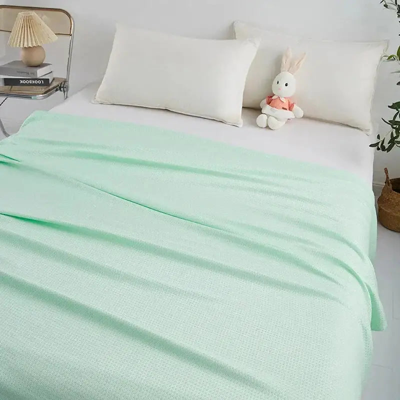 Mint green bamboo fiber cooling summer blanket bedroom diamond quilt