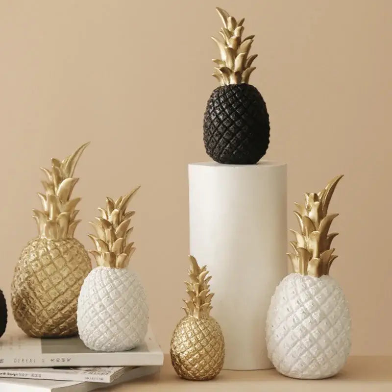 Modern nordic gold & white golden pineapple figurine living room decor