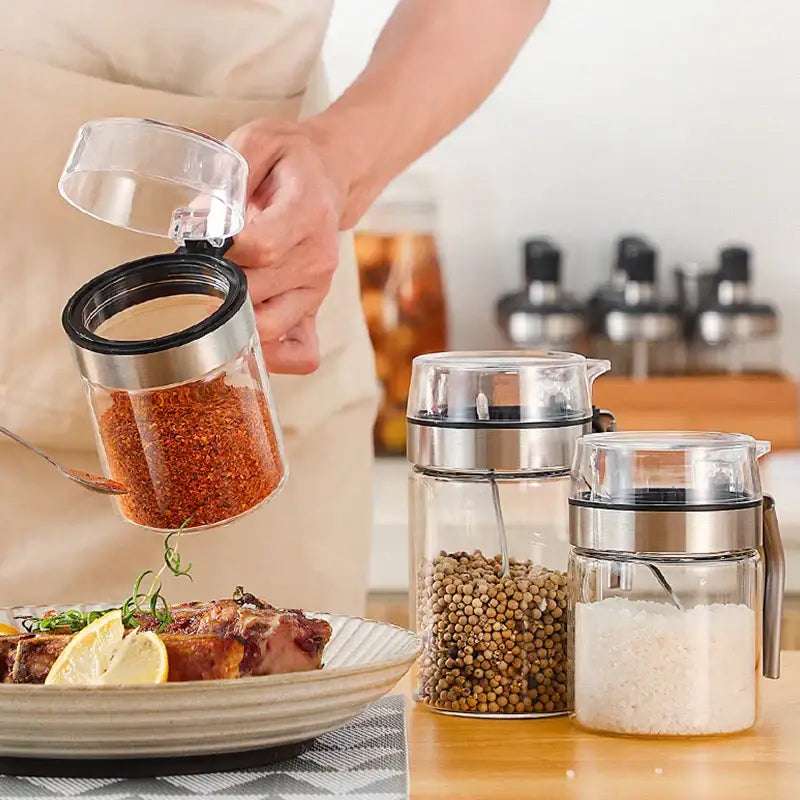 Modern stainless steel and glass seasoning pot kitchen spice shaker