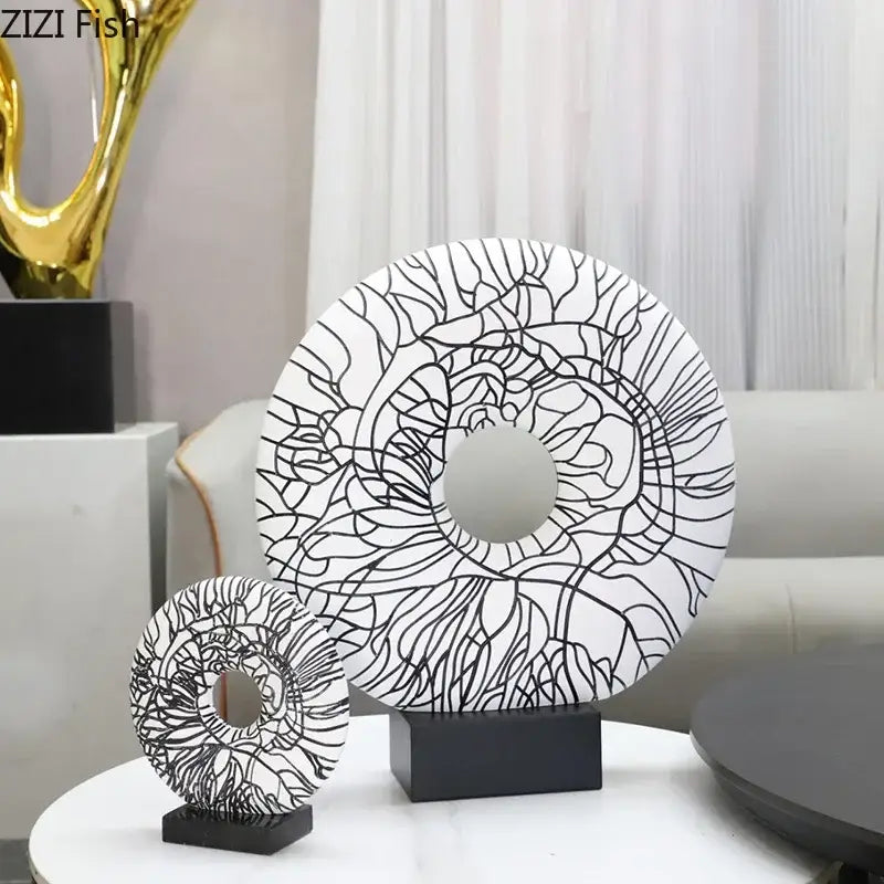 Modern white and black floral decorbites circle ornament living room
