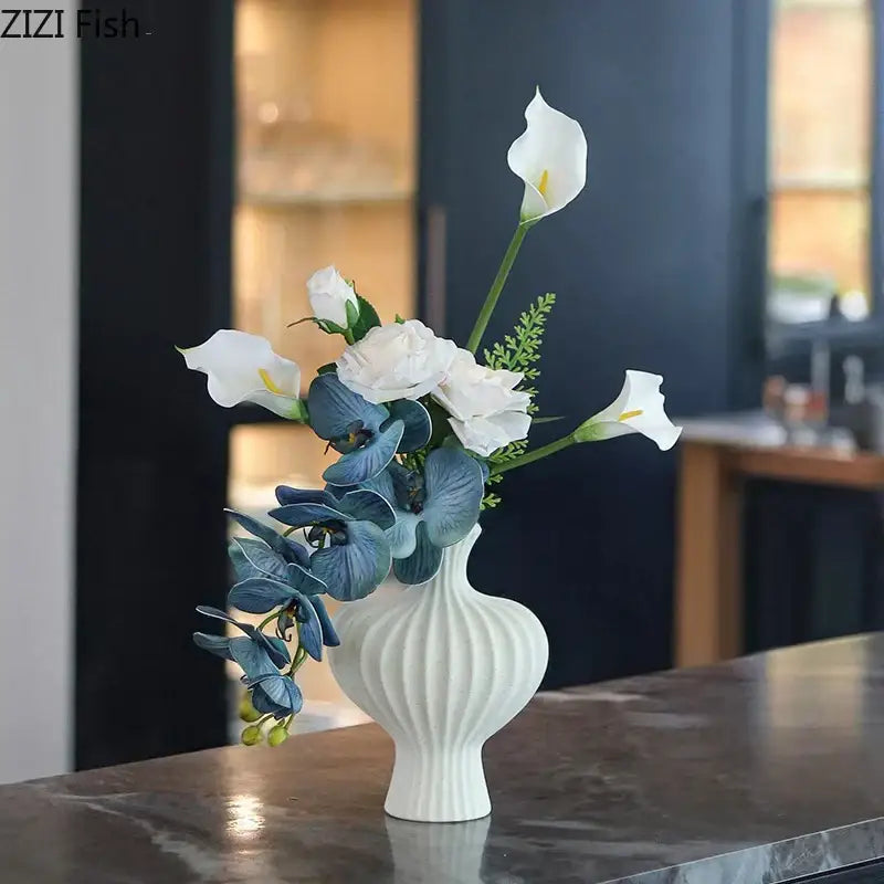 Modern white heart ceramic vase living room textured decor