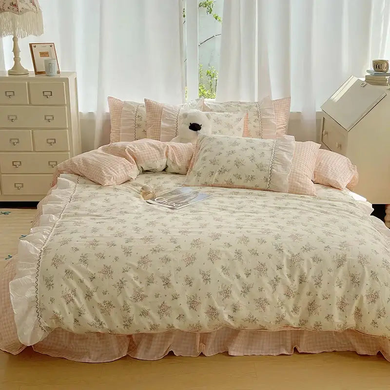 Pastel pink & cream cotton small florals bedding set bedroom lace
