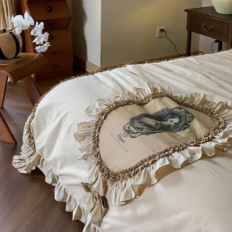 Vintage beige ruffled bedding set – bedroom french lace ruffles
