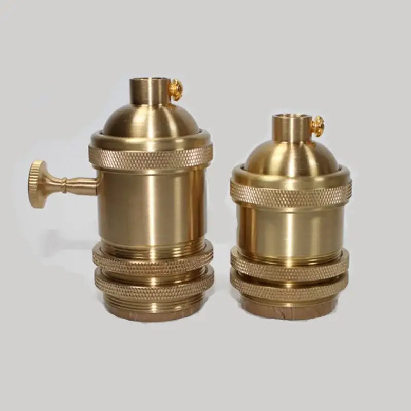 Vintage brass e27 lamp holder – living room textured socket