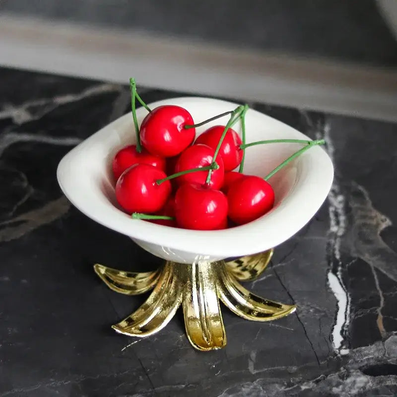 White & gold ceramic fruit plate tray bowl dining room centerpiece